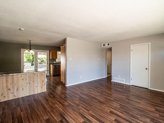 5th image of 2600 N Mesa Dr