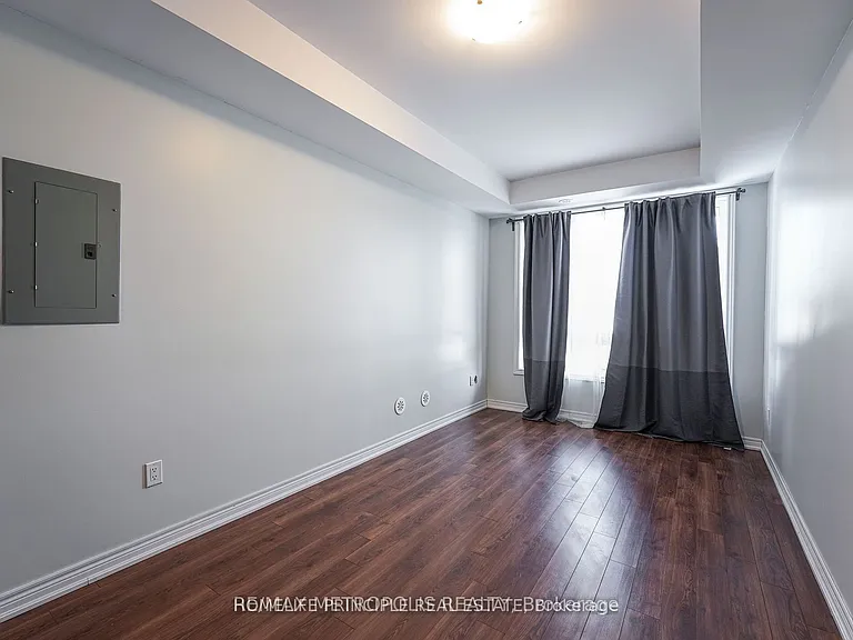 9621 Jane St #6 — Photo 20