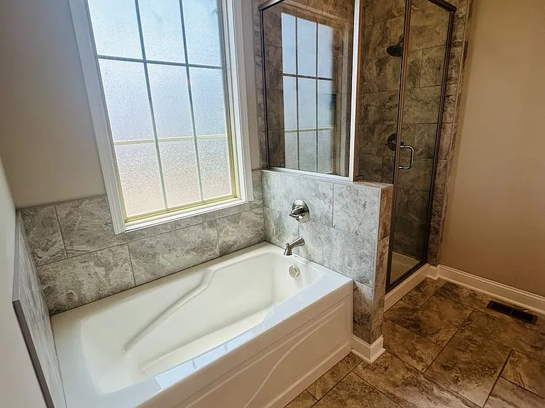6311 Lantern Ridge Ln — Photo 24