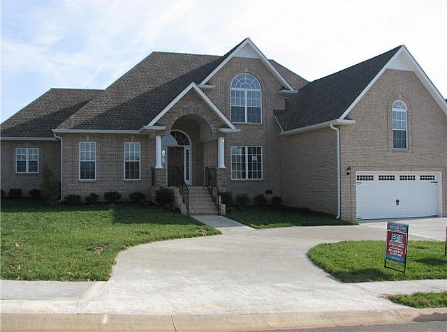 1st image of 136 Roanoke Sta