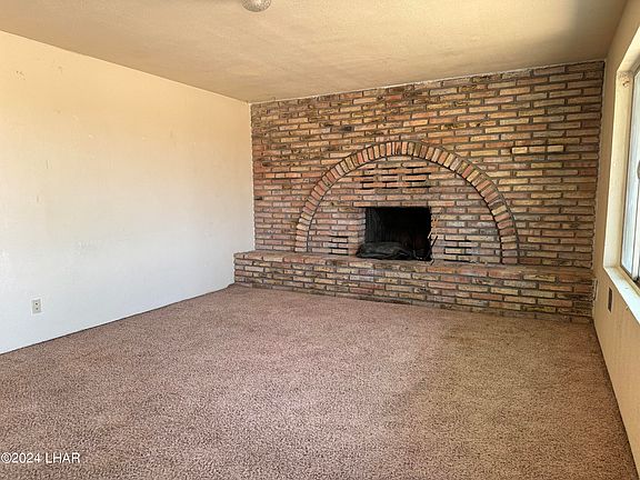 3rd image of 66183 Hall Ave