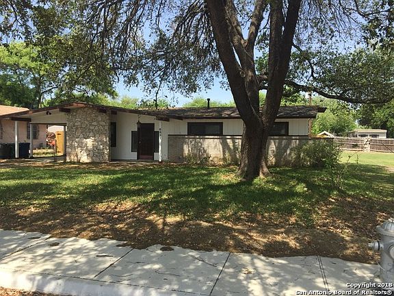 2nd image of 6811 Westcliff Ln