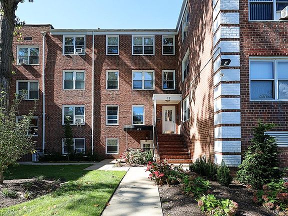 2nd image of 12 Edwards Street #1B
