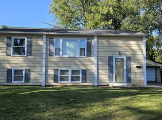 9142 W 147th St, Orland Park, IL