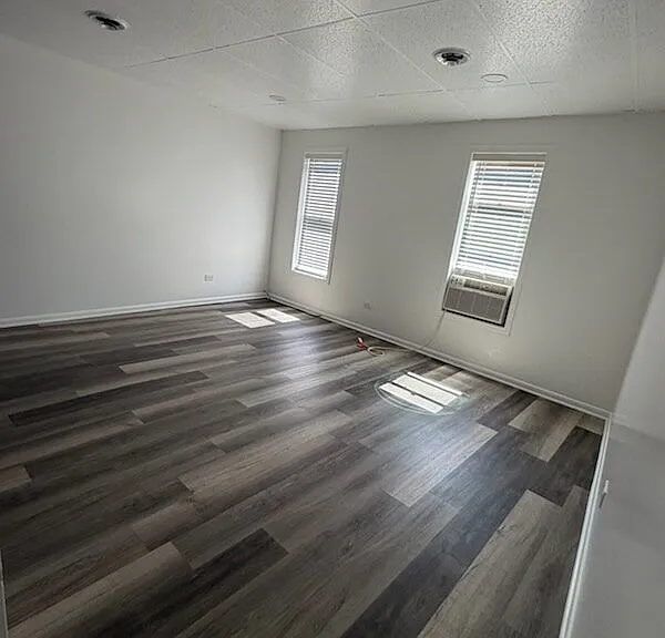 3411 Chicago Rd — Photo 5