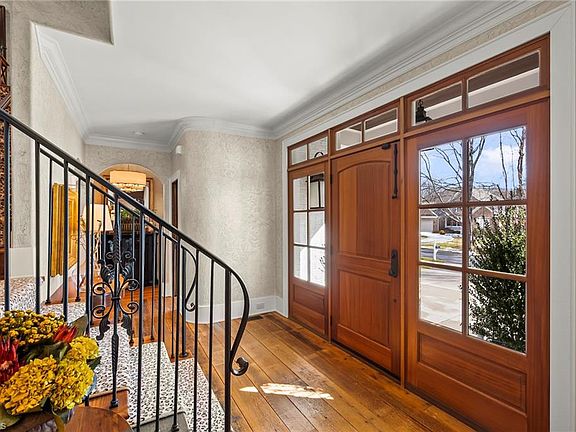 5th image of 4010 Loyelisa Ct