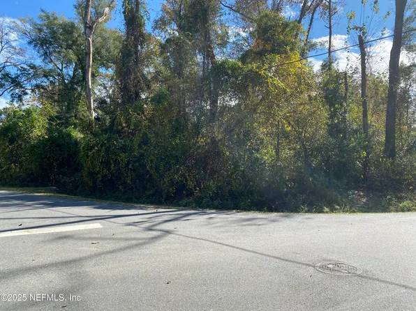 5 PUEBLO Trail, Crawfordville, FL 32327