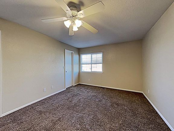 4th image of 4984 Fundy St #1