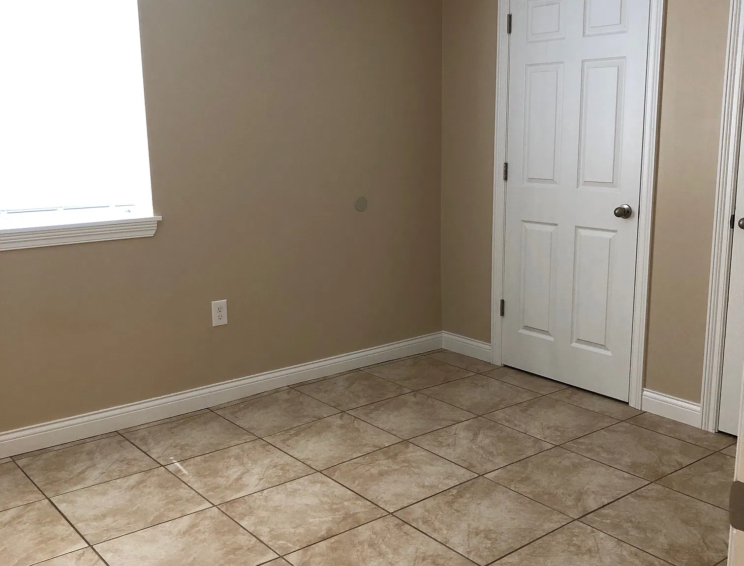 2 bed, 863 sqft, $1,380 — Photo 4