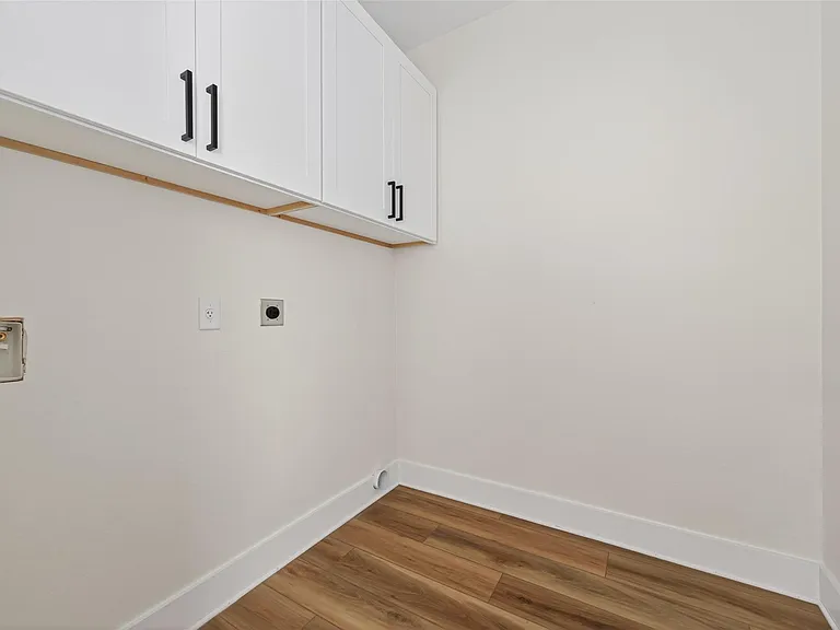 12307 New Jordan Ln — Photo 39