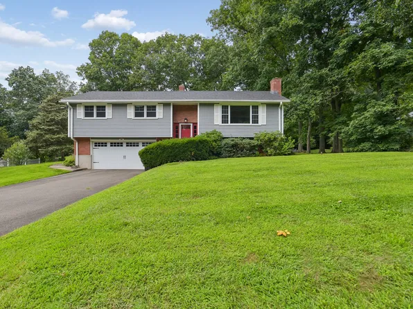 78 Bennett Rd, East Haven, CT 06513