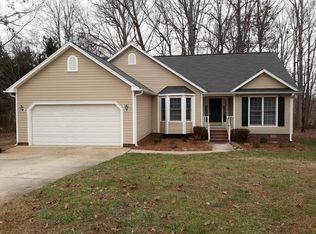 3412 Trail Ridge Dr, Greensboro, NC 27410