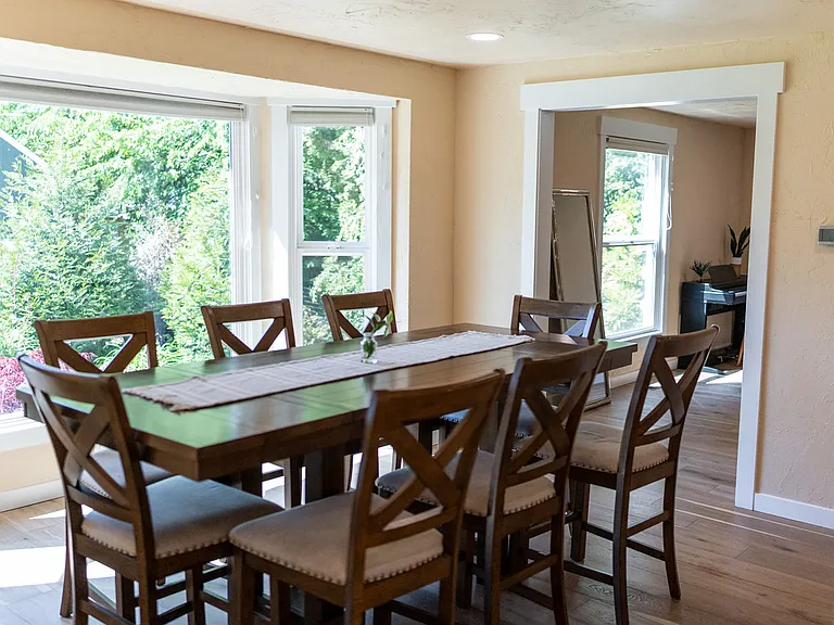 1530 Acacia Dr S — Photo 14