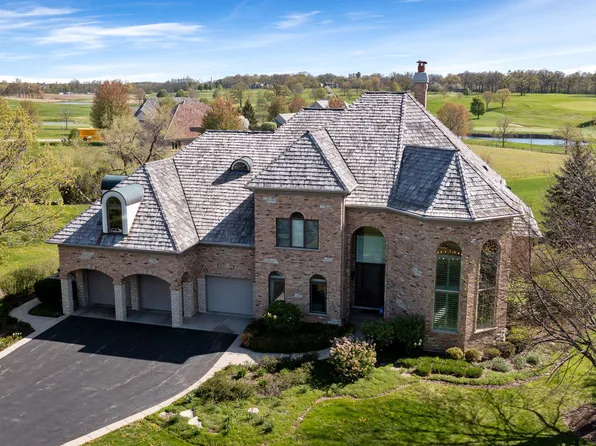 6590 Beech Ln, Libertyville, IL 60048