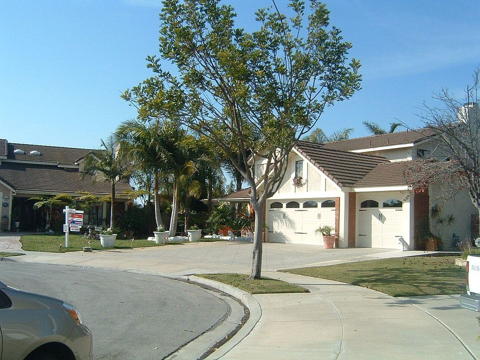 Private Golf Course Cul-de-Sac