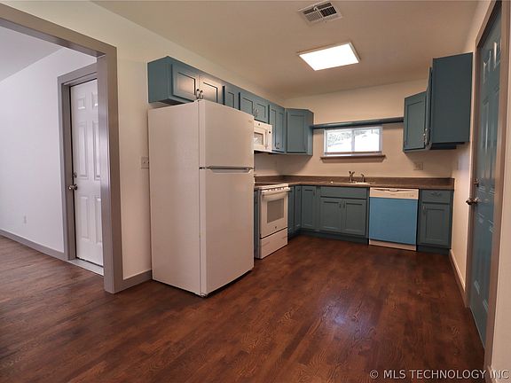 4th image of 7529 N Owasso Pl