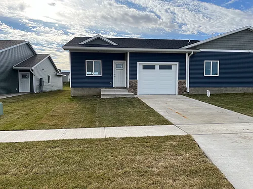 327 Post Oak Dr Photo 1
