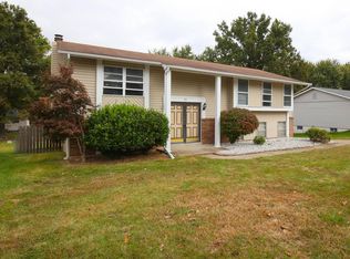 44 Countryside Dr, Saint Peters, MO 63376