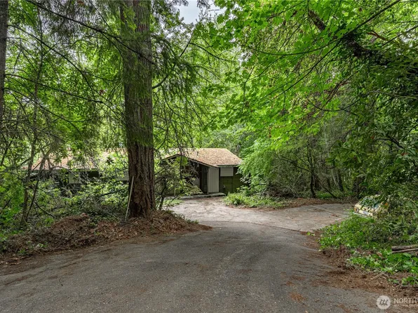 4584 Illahee Road NE, Bremerton, WA 98311