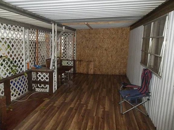 Porch 1