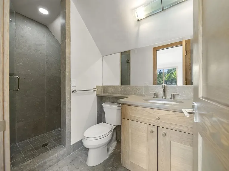 245 S Sunset Ridge Dr — Photo 14