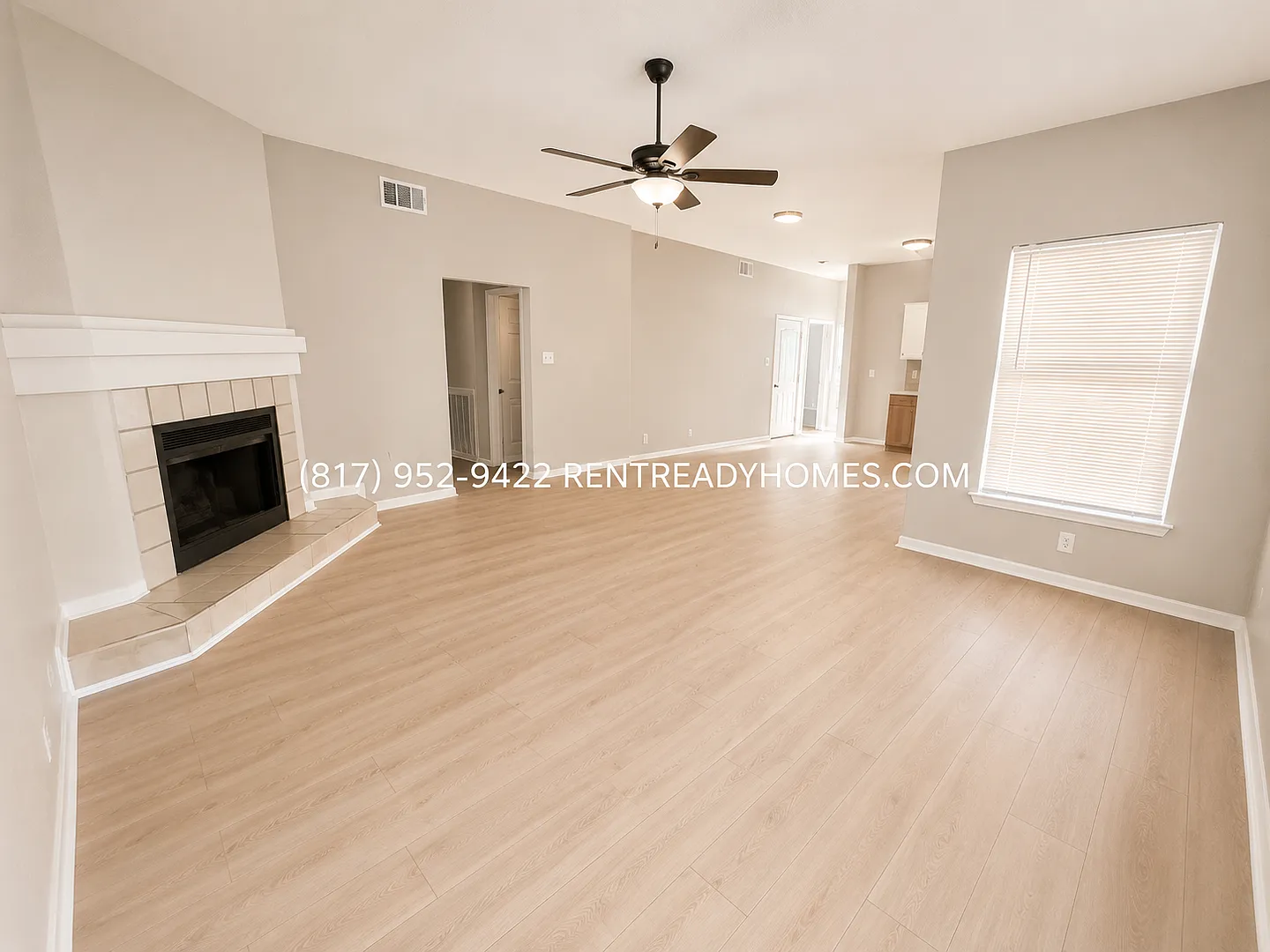 8434 Cascade Ridge Dr - 4 Bedroom San Antonio Home With Fenced Backyard — Photo 3