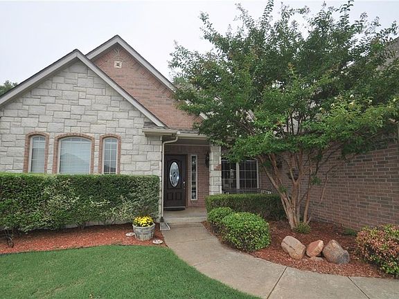 2nd image of 17116 Holly Burn Cir
