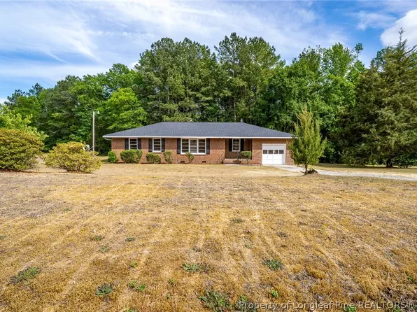 7299 Laurinburg Rd, Raeford, NC 28376