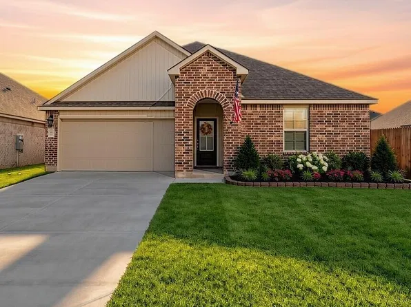 206 Harvest Ln, Crowley, LA 70526