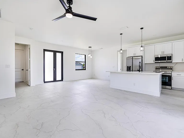 1222 Sheldon Ave — Photo 4