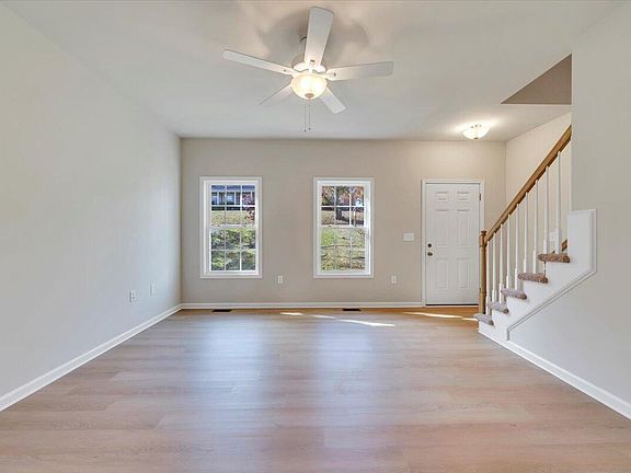 5th image of 1109 Niagara Rd