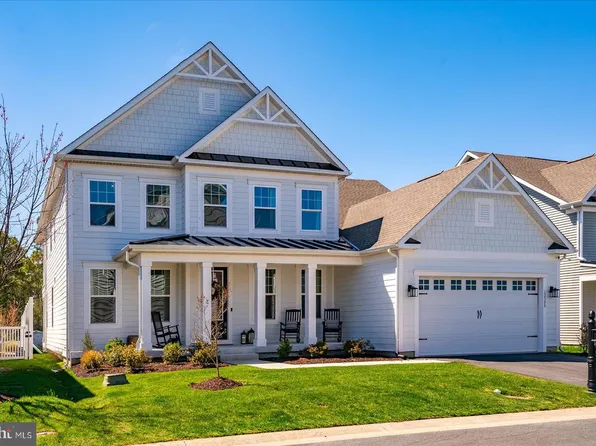 12395 Hidden Bay Dr, Berlin, MD 21811