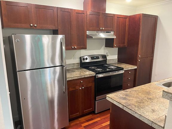 5th image of 25025 SE Klahanie Blvd APT A102