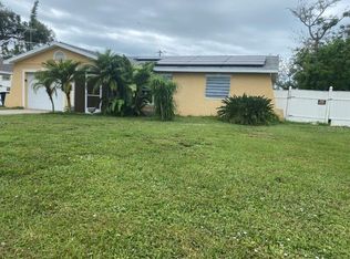 607 Hamlin St, Nokomis, FL 34275
