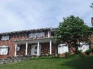 115 Greenview Dr, Indiana, PA 15701