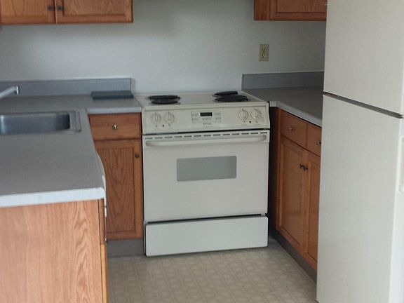2nd image of 3328 L St Unit 1