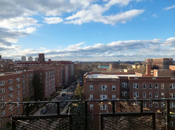 72-35 112th St APT 10C, Forest Hills, NY 11375