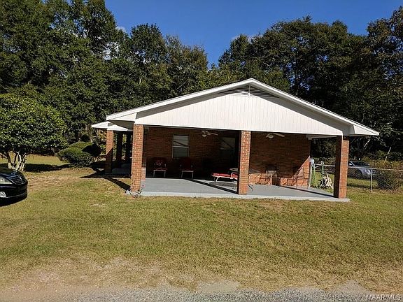 4th image of 310 Oak Dr