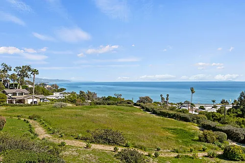 2121 Summerland Heights Ln Photo 1