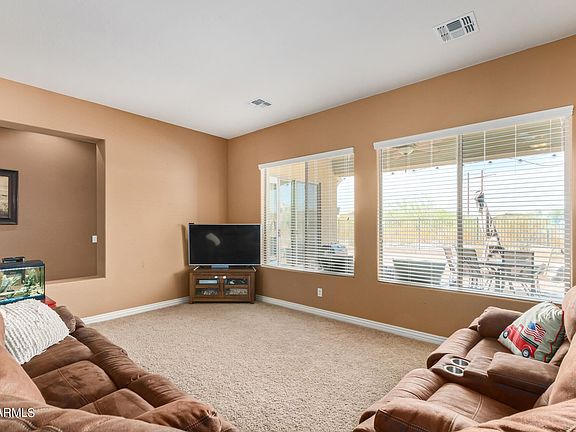 4th image of 17988 W Lavender Ln