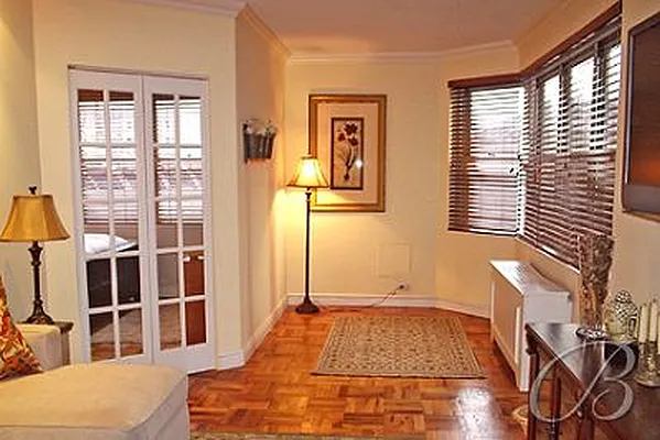 Rented by Bellmarc Realty | media 2