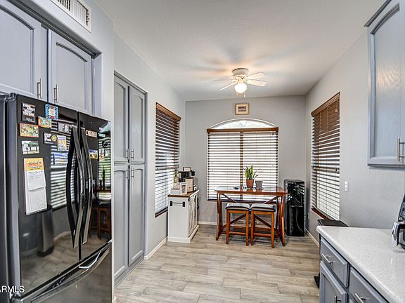 3rd image of 6235 W NAVAJO Drive