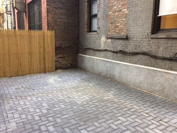 2nd image of 1413 York Ave APT 2