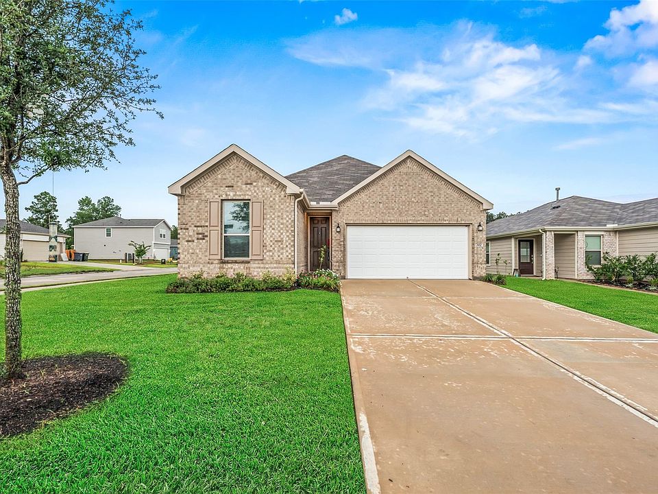 1st image of 2652 Bluewood Ct