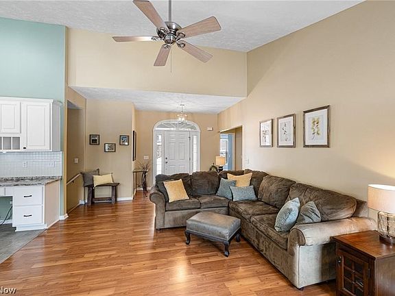 5th image of 1671 Pine Dr