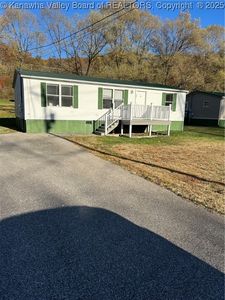 408 Harbour Ln, Hurricane, WV, 25526