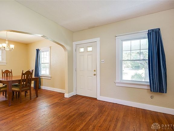 4th image of 2119 Shroyer Rd