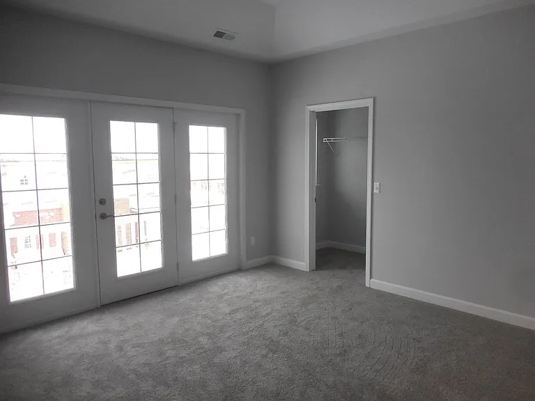 5657 Arbor Chase Dr — Photo 11