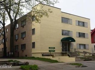 2835 W Kilbourn Ave APT 306, Milwaukee, WI 53208