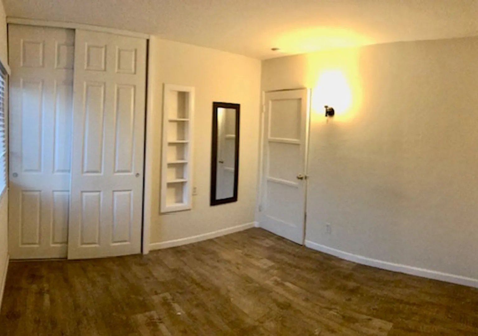 733 Santa Barbara Pl — Photo 3